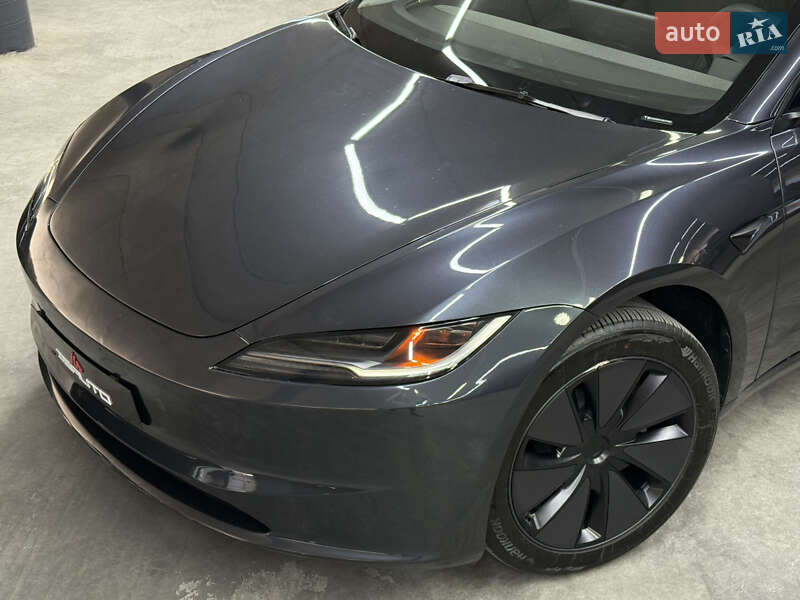 Седан Tesla Model 3 2024 в Одессе
