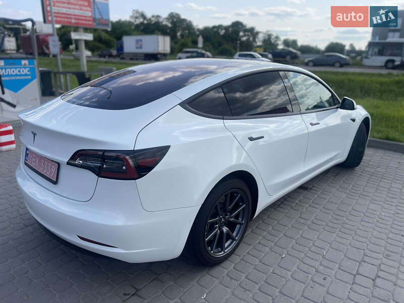 Седан Tesla Model 3 2018 в Львове фото 3 Седан Tesla Model 3 2018 в Львове