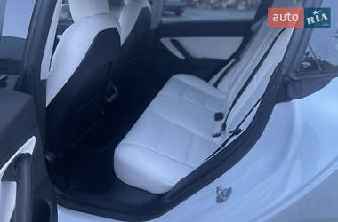Седан Tesla Model 3 2018 в 