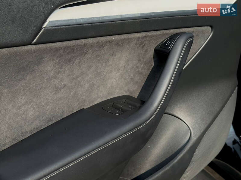Седан Tesla Model 3 2022 в Киеве фото 31 Седан Tesla Model 3 2022 в Киеве