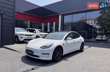 Седан Tesla Model 3 2018 в 