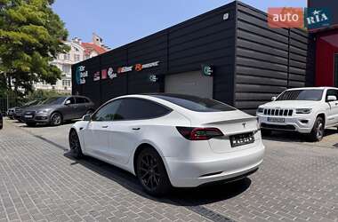 Седан Tesla Model 3 2018 в 