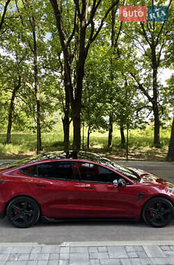Седан Tesla Model 3 2018 в Чернигове