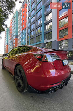 Седан Tesla Model 3 2018 в 