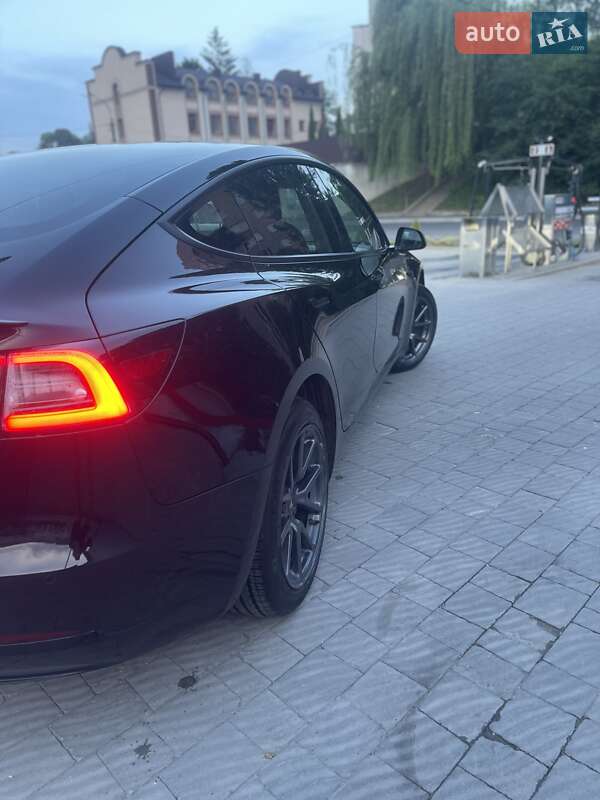 Седан Tesla Model 3 2018 в Тернополе фото 12 Седан Tesla Model 3 2018 в Тернополе