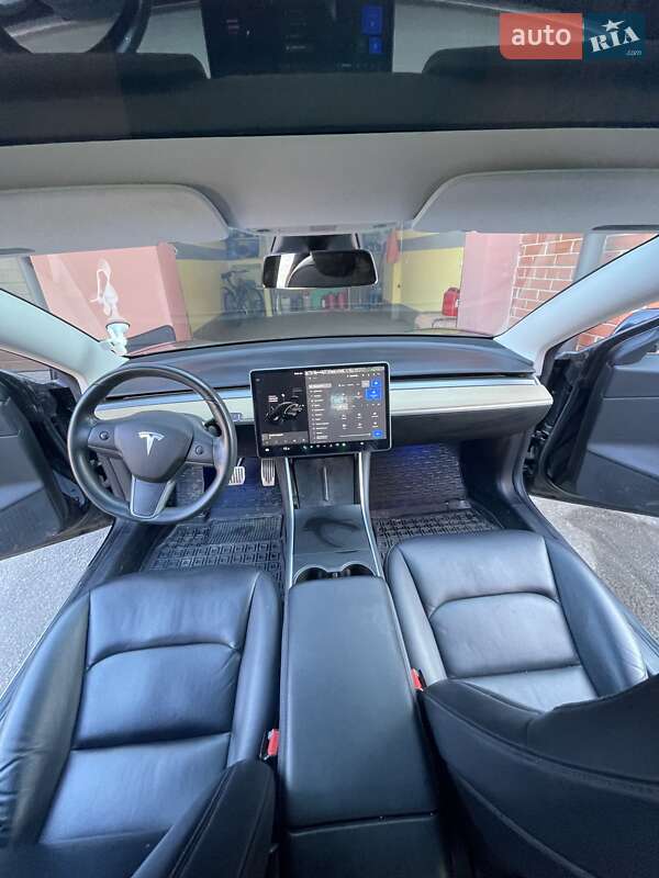 Седан Tesla Model 3 2018 в Тернополе фото 20 Седан Tesla Model 3 2018 в Тернополе