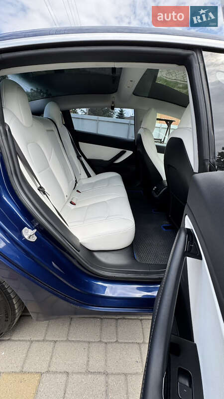 Седан Tesla Model 3 2018 в Виннице фото 22 Седан Tesla Model 3 2018 в Виннице