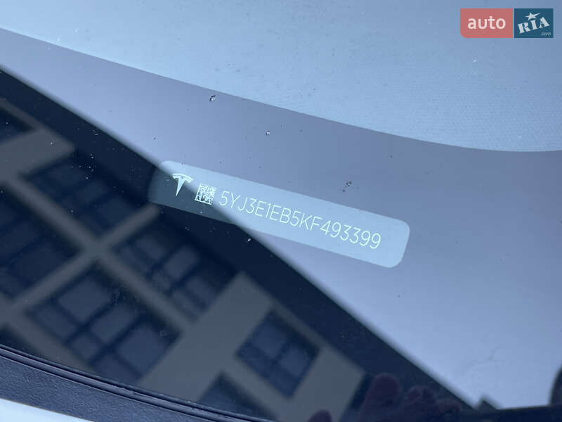 Седан Tesla Model 3 2019 в Новояворівську фото 20 Седан Tesla Model 3 2019 в Новояворівську