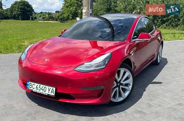 Седан Tesla Model 3 2019 в 