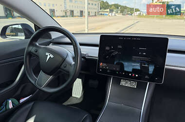 Седан Tesla Model 3 2018 в 