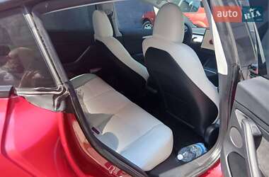 Седан Tesla Model 3 2023 в 