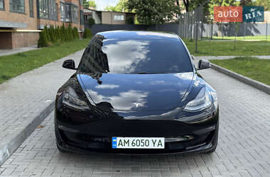 Седан Tesla Model 3 2018 в 