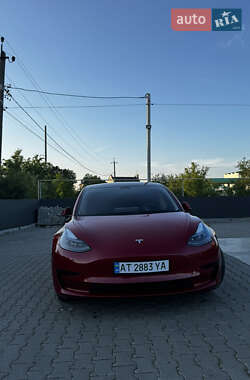 Седан Tesla Model 3 2021 в 