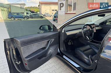 Седан Tesla Model 3 2018 в 