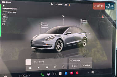 Седан Tesla Model 3 2022 в 
