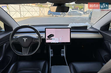 Седан Tesla Model 3 2018 в 