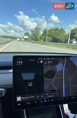 Седан Tesla Model 3 2018 в 