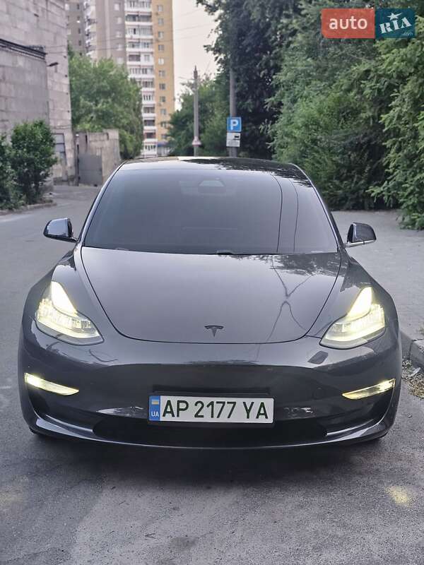 Седан Tesla Model 3 2019 в Запорожье