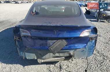 Седан Tesla Model 3 2019 в 