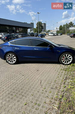 Седан Tesla Model 3 2018 в 