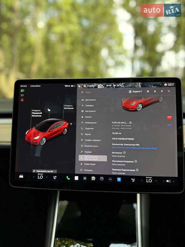 Седан Tesla Model 3 2018 в Львове