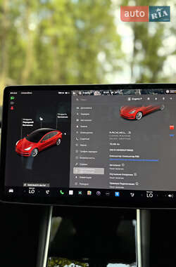 Седан Tesla Model 3 2018 в 