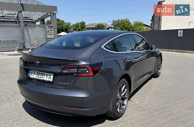 Седан Tesla Model 3 2020 в 