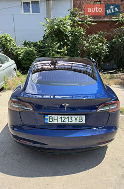 Седан Tesla Model 3 2018 в 