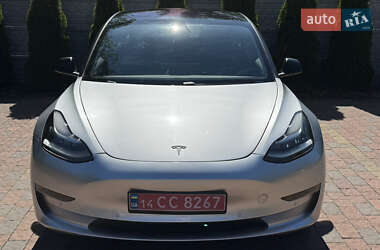 Седан Tesla Model 3 2018 в 