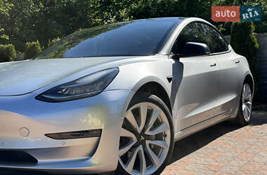 Седан Tesla Model 3 2018 в 