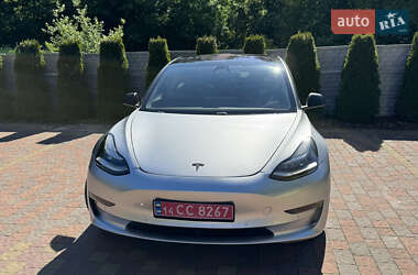 Седан Tesla Model 3 2018 в 