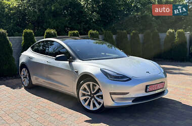 Седан Tesla Model 3 2018 в 