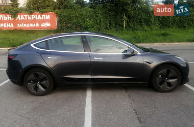 Седан Tesla Model 3 2018 в 