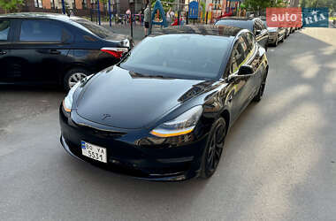Седан Tesla Model 3 2019 в Тернополе