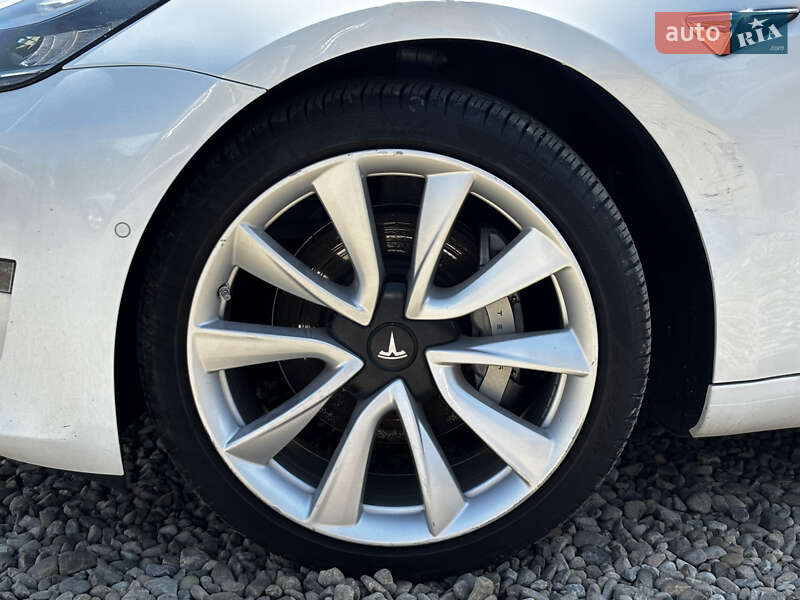 Седан Tesla Model 3 2019 в Стрые фото 8 Седан Tesla Model 3 2019 в Стрые