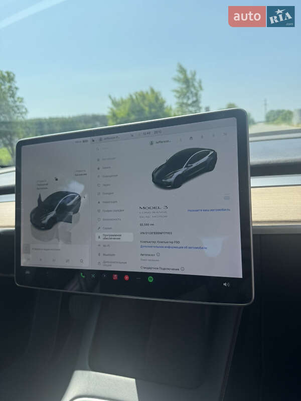 Седан Tesla Model 3 2022 в Киеве