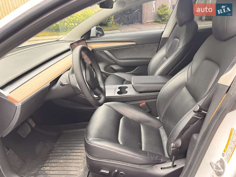 Седан Tesla Model 3 2022 в Києві фото 10 Седан Tesla Model 3 2022 в Києві