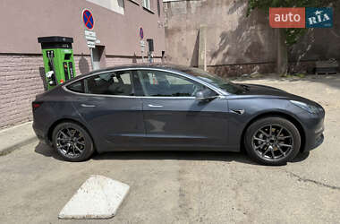 Седан Tesla Model 3 2018 в 