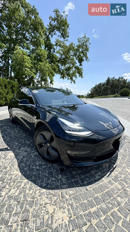 Седан Tesla Model 3 2020 в Дніпрі фото 10 Седан Tesla Model 3 2020 в Дніпрі