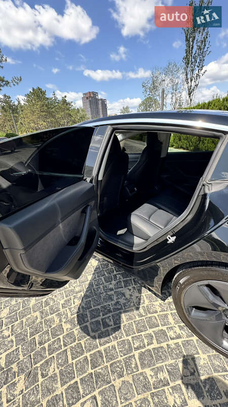Седан Tesla Model 3 2020 в Дніпрі фото 13 Седан Tesla Model 3 2020 в Дніпрі