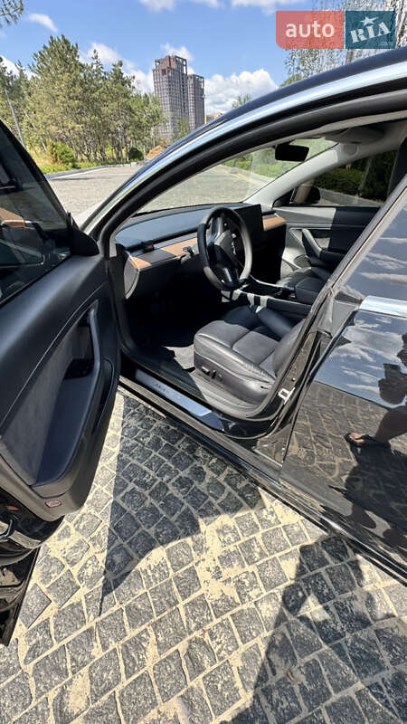 Седан Tesla Model 3 2020 в Дніпрі фото 12 Седан Tesla Model 3 2020 в Дніпрі