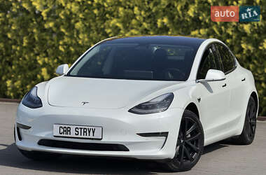 Седан Tesla Model 3 2019 в 