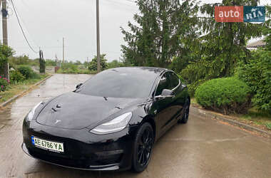 Седан Tesla Model 3 2019 в Кривому Розі