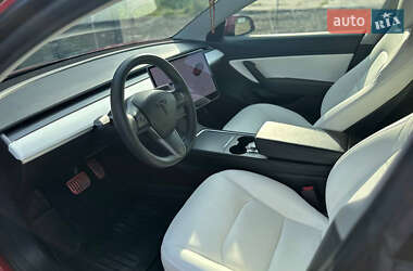Седан Tesla Model 3 2020 в 