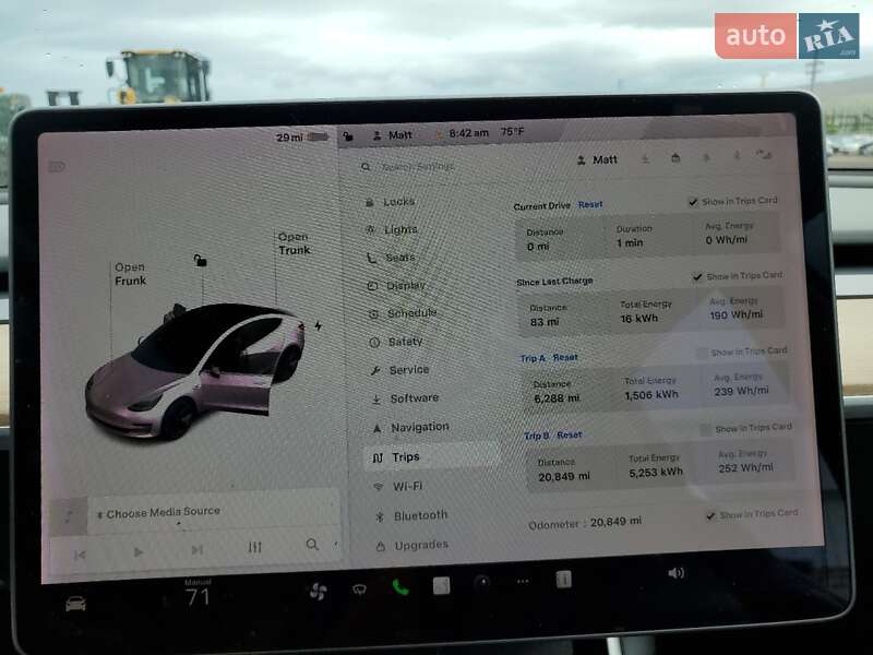 Седан Tesla Model 3 2019 в Львові