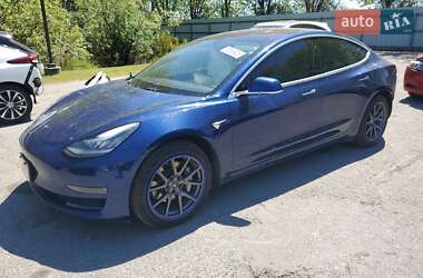 Седан Tesla Model 3 2018 в 