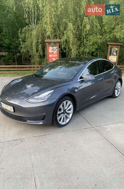 Седан Tesla Model 3 2019 в 