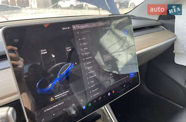 Седан Tesla Model 3 2018 в 