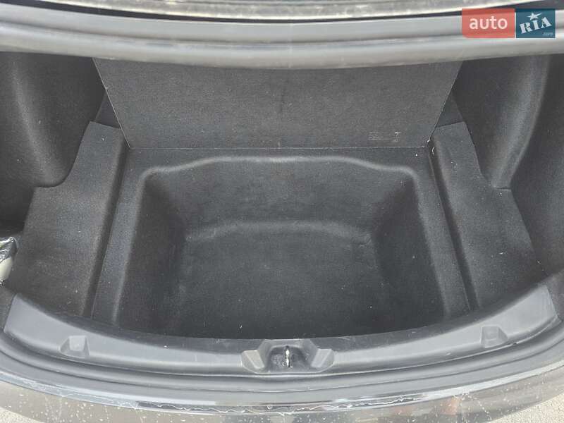 Седан Tesla Model 3 2021 в Тернополі