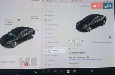 Седан Tesla Model 3 2019 в 